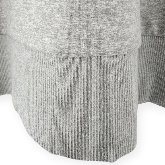 Vuori • Long-Sleeve Halo Crew DreamKnit™ Pullover - Picture 9 of 10